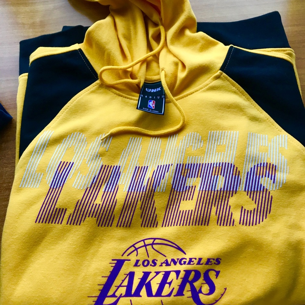New with tag vintage Lakers hoody size medium